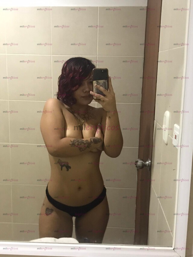 FOTOS DE DISFRUTA DE UN RATO MUY RICO CON ESTÁ NENA DE CULO GRANDE