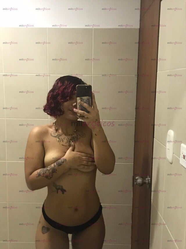 FOTOS DE DISFRUTA DE UN RATO MUY RICO CON ESTÁ NENA DE CULO GRANDE