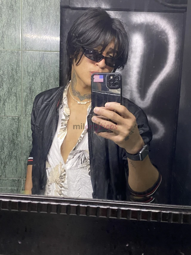 Te voy a ensenar que es lo rico verdad nose se ven y pruebame y vera de lo que yo soy capaz igual tu me diras lo que quieres hacer con ropa soy un gus...