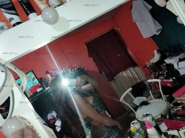 FOTOS DE HERMOSA NIÑA 100% FEMENINA CON GANAS DE TI