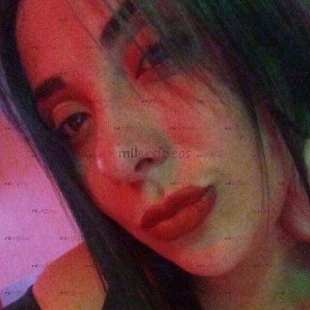 FOTOS DE QUIERES UN BESO NEGRO BIEN RICO ..VEN ME TRAGO TU LECHE A CAMBIO ME ROMPES DURO