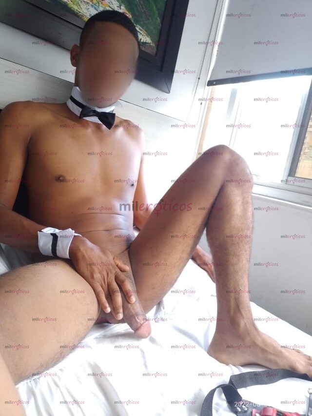 FOTOS DE NUEVO VERGON ADICTO AL SEXO MUY COMPLACIENTE EN LA CAM