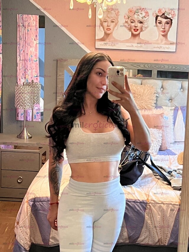 FOTOS DE TRANNY FEMENINA CUERPO NATURAL PIEL DE SEDA