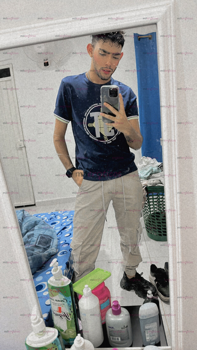 FOTOS DE CHICO DISCRETO VERSÁTIL CON SITIO MUY CALIENTE A TUS SERVICIOS 3213617753
