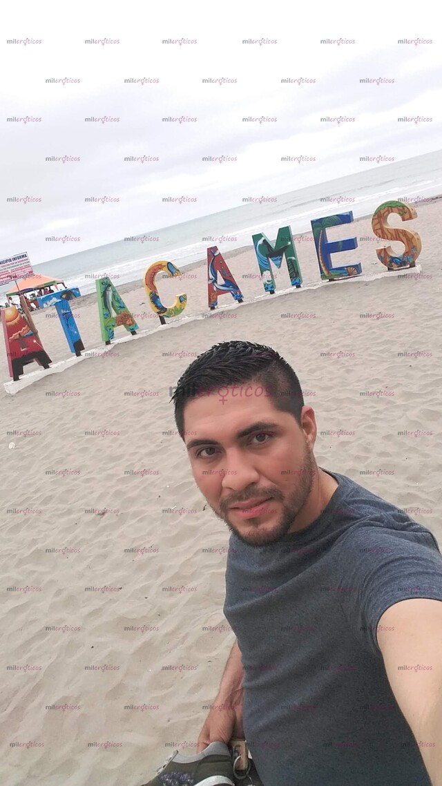 FOTOS DE CHICO JOVEN Y APUESTO CON BUEN PORTE Y ESTATURA COMPLACIENTE DAMAS