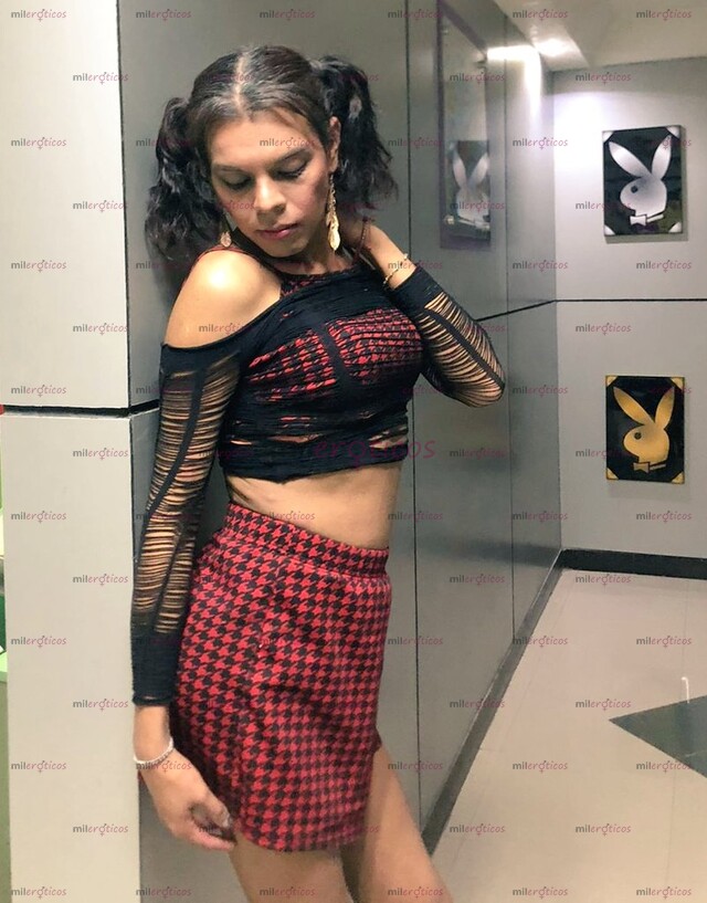 FOTOS DE NIÑA , NUEVA EN EL PORTAL , DISPUESTA A TODO