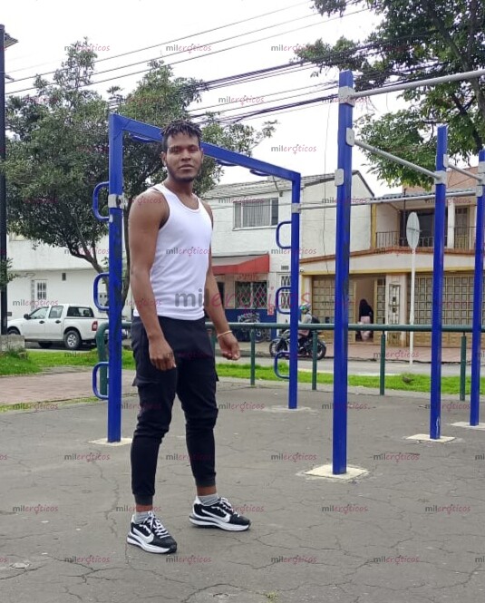 FOTOS DE MULATO VERGON CALIENTE NUEVO EN LA CIUDAD