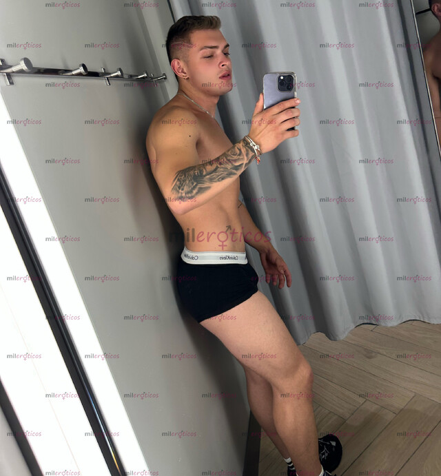 FOTOS DE JOVEN COLOMBIANO DISPONIBLE POR ÚLTIMO DÍA