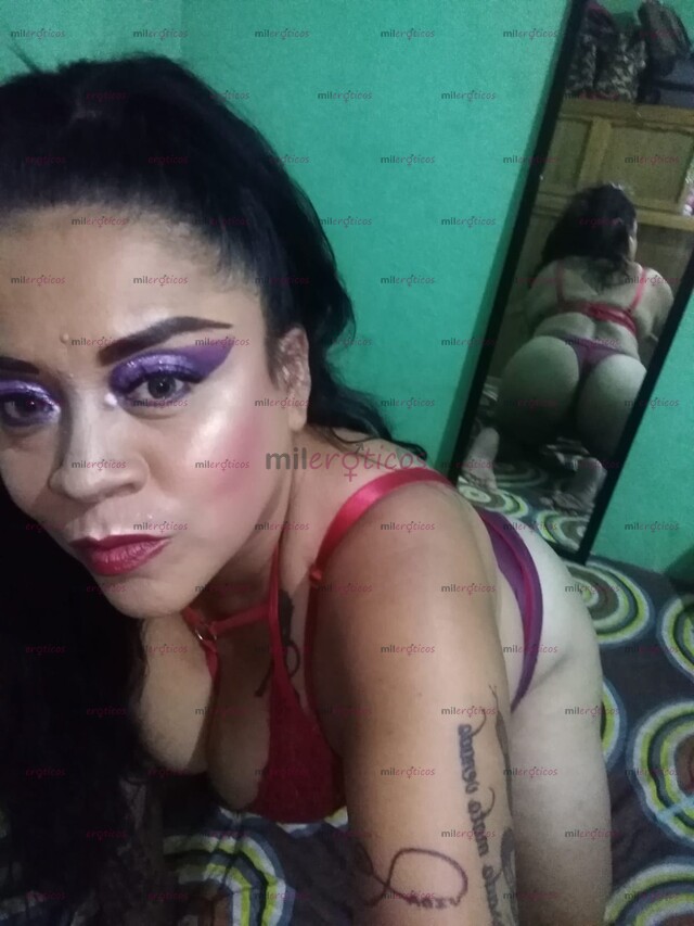 FOTOS DE SOY CAROLINA EXPERTA EN EL ORAL Y CON GANAS DE PASARLA RICO
