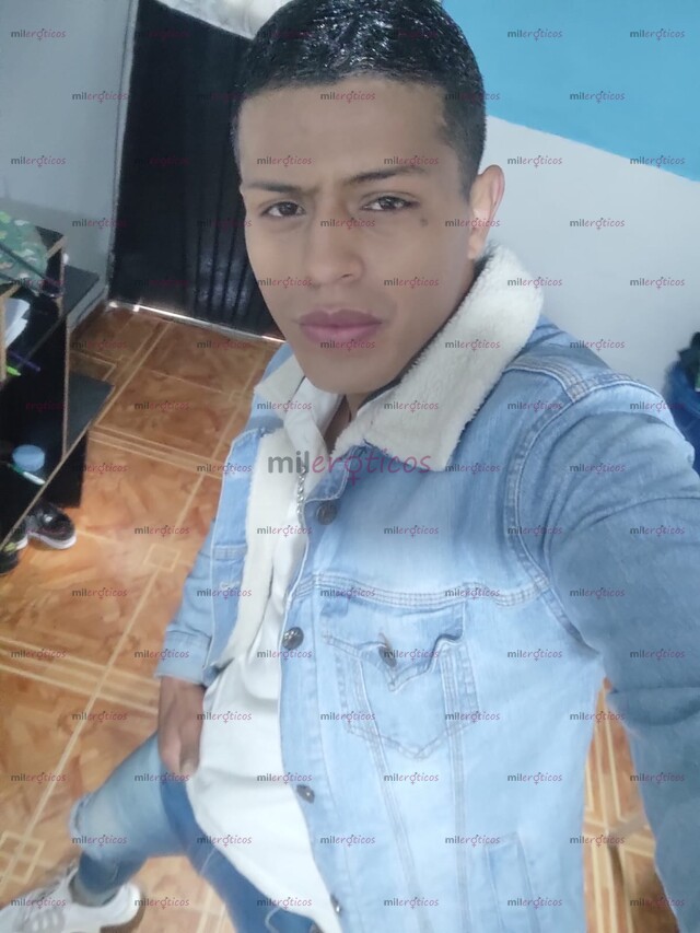 FOTOS DE CHICO CALIENTE COMPLACIENTE.....................................................