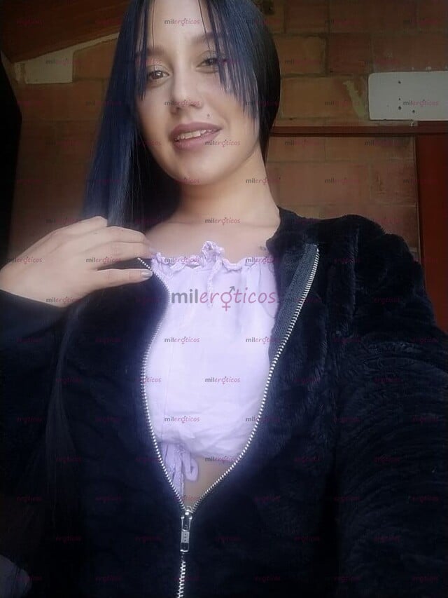 FOTOS DE SOY DANIELA, TENGO 20 AÑOS, JOVEN UNIVERSITARIA CON CUERPO HERMOSO