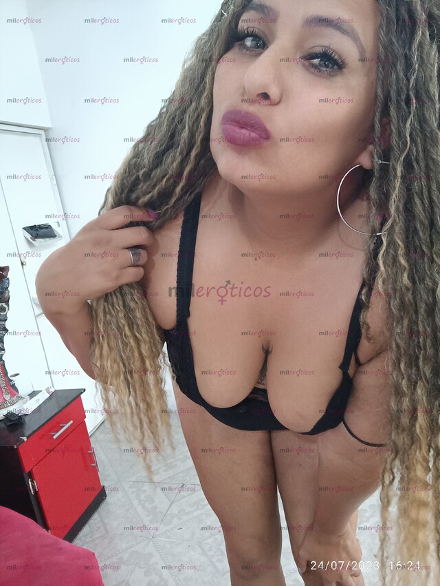 FOTOS DE SOY UNA PUTA SÚPER CALIENTE CACHONDA ESPERANDO A QUE ME ABRAS EL CULO