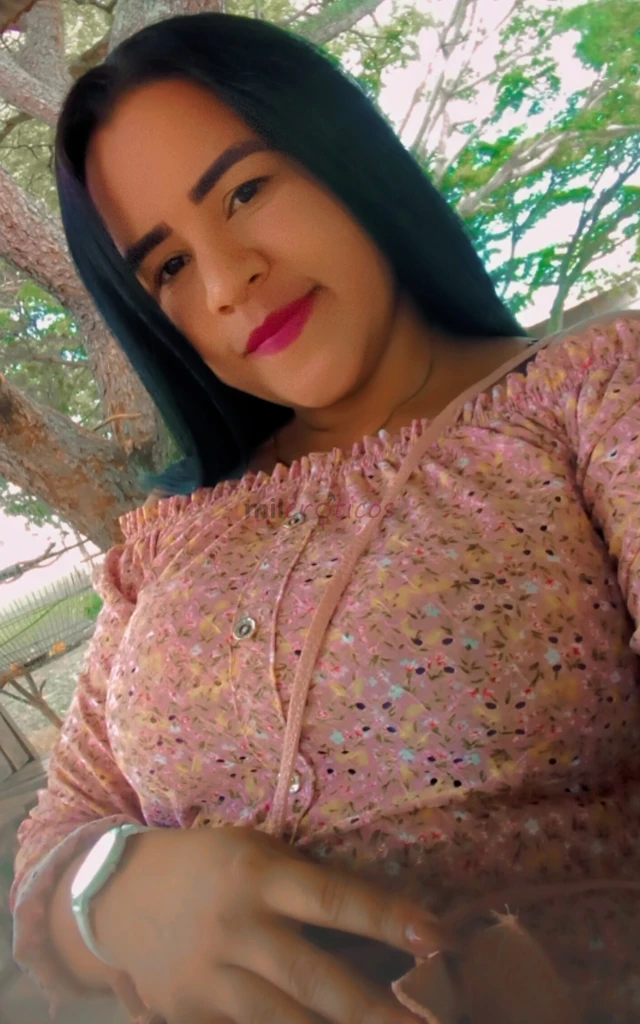 Hola soy paola una chica nueva en tu ciudad me gusta pasarla bien dar besos caricias abrazos masajes erotico fui morbo rico sexo el servicio va de aco...