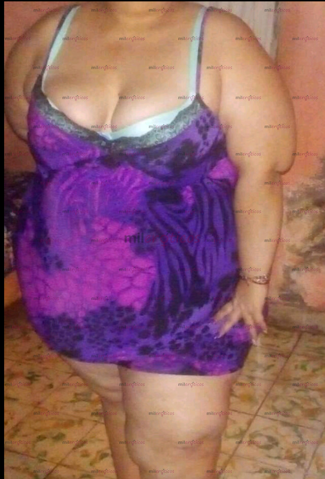 FOTOS DE AUTÉNTICA MUJER BBW MUY NALGONA Y CACHONDA