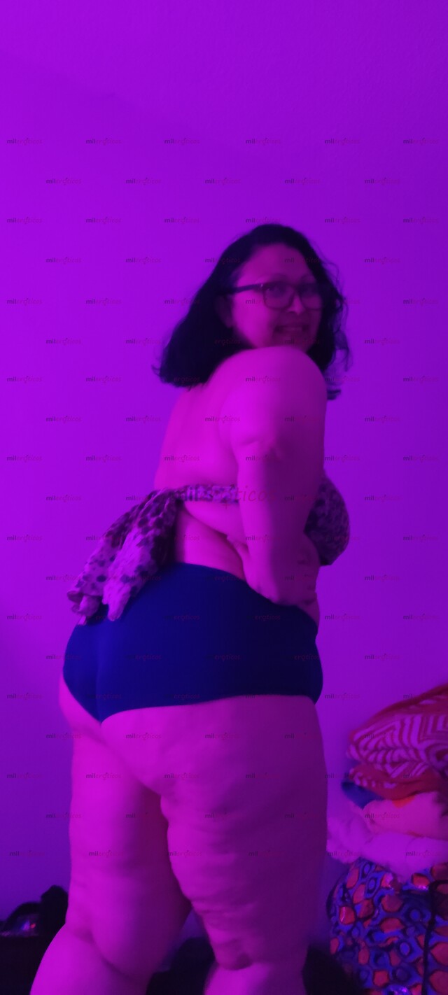 FOTOS DE MUJER MADURA ENCANTADORA, LISTA PARA COMPLACER TUS FANTASÍAS MÁS INCREÍBLES.