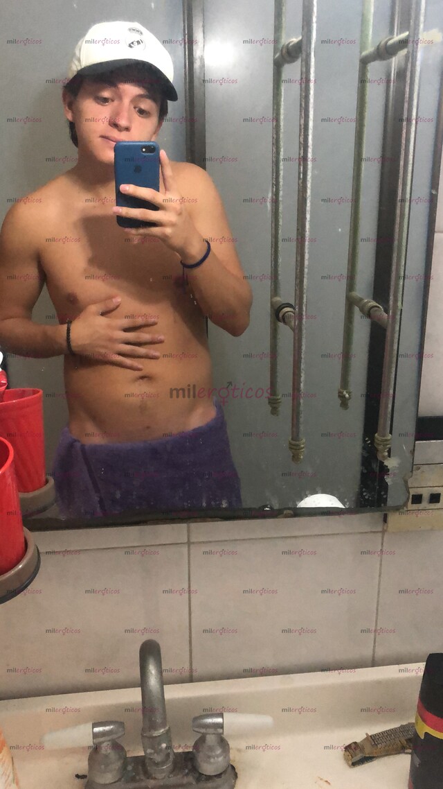 FOTOS DE JOVEN, GUAPO Y DOTADO BUSCA PAGAR ESTUDIOS