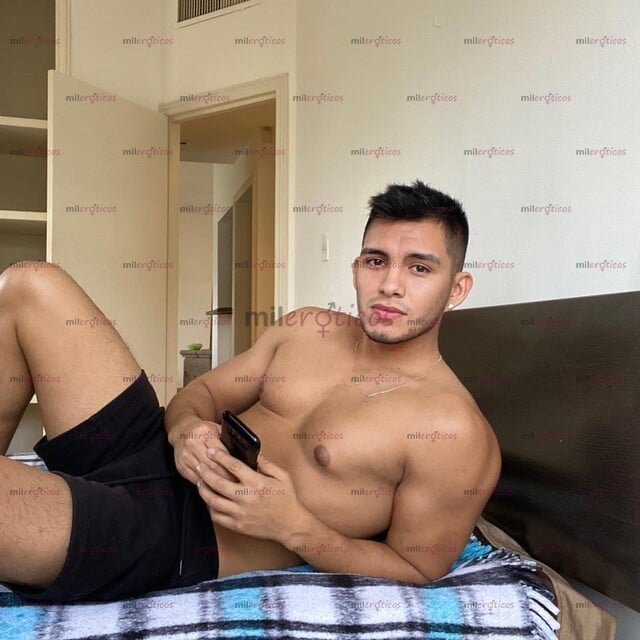 FOTOS DE DISPONIBLE AHORA! GUAPO Y CALIENTE, SOY LO QUE TU BUSCAS