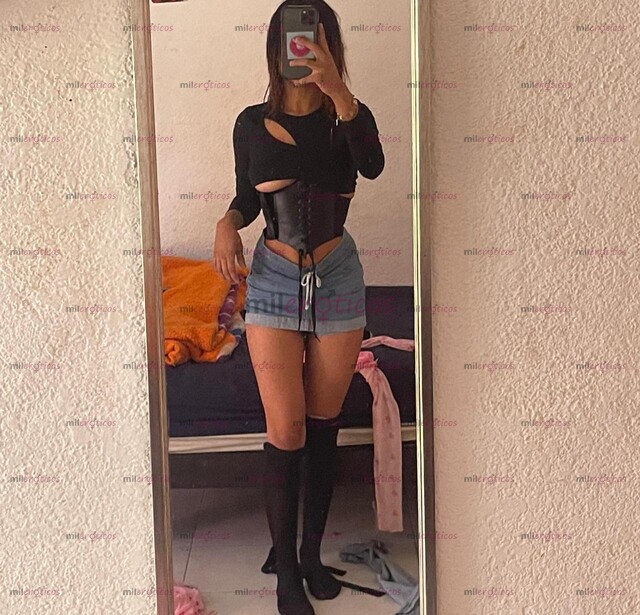 FOTOS DE MORENITA CALIENTE, ESCÚCHAME GEMIR BIEN RICO!! ANA CON LUGAR