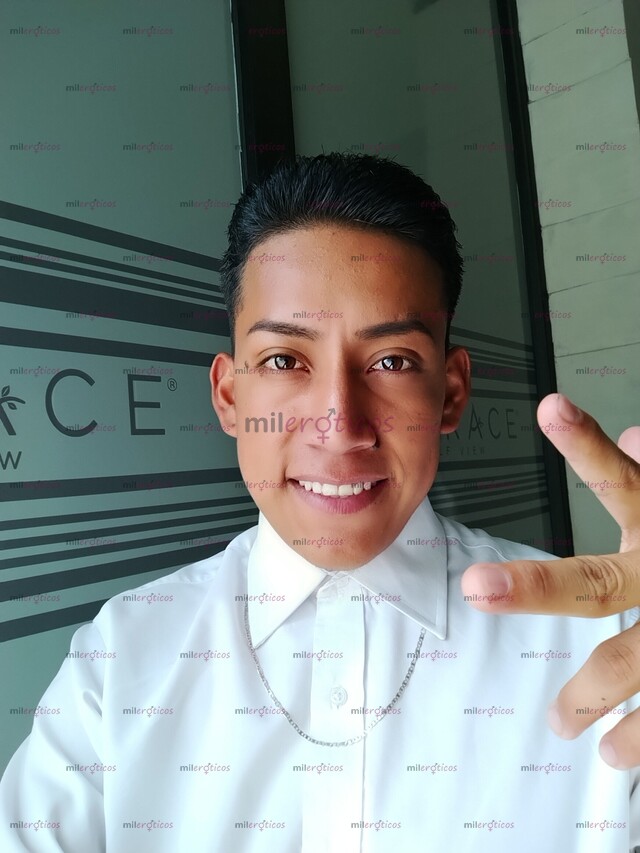 FOTOS DE A TU SERVICIO , NO SE BESAR. TU PODRÍAS ENSEÑARME?