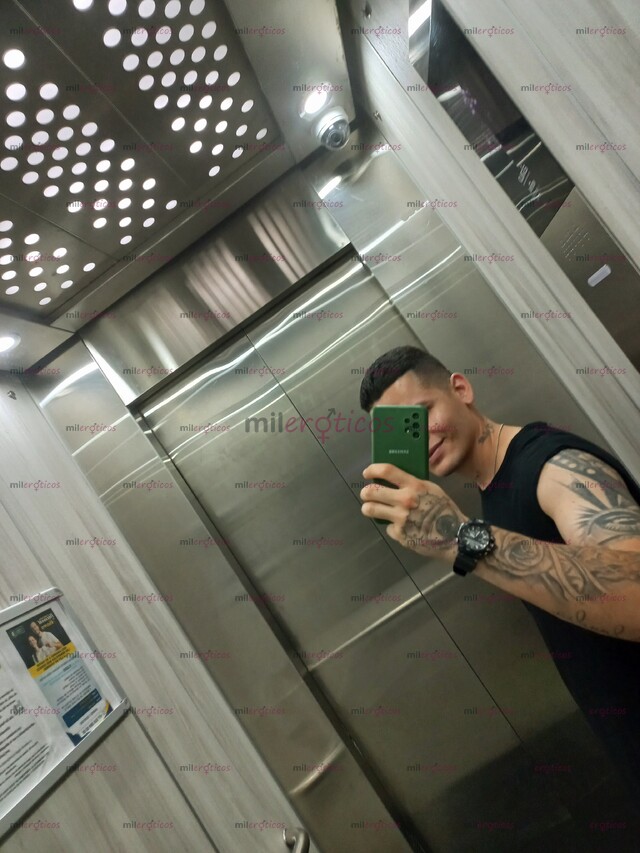 FOTOS DE SOY UN CHICO CARISMATICO SERIO , TAMBIEN DIVERTIDO DE MENTE ABIERTA PIEL BLANCA