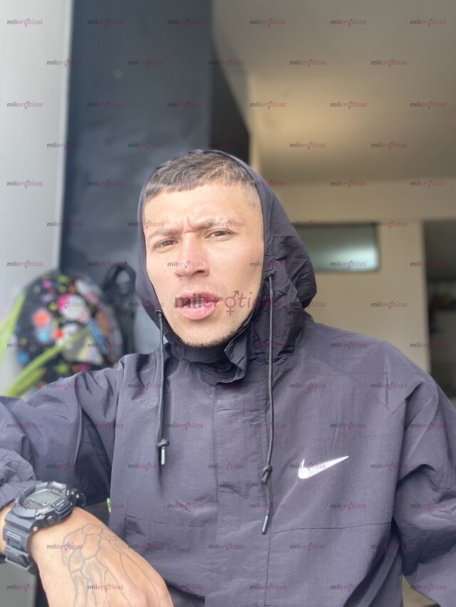 FOTOS DE AQUÍ ESTOY DISPONIBLE PARA TI CONTÁCTAME