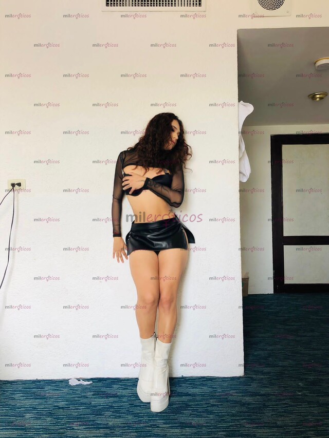 FOTOS DE MUJER TRANS DE ALTO NIVEL EXPERTA EN PRIMERISOS CON LUGAR