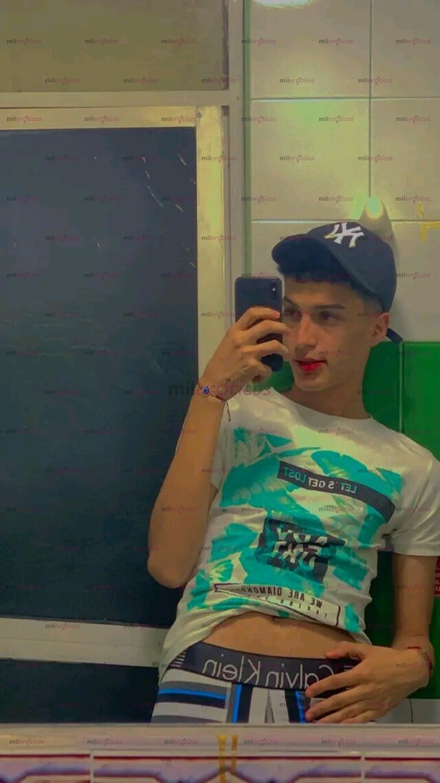 FOTOS DE SOY NUEVO EN TU CIUDAD ME LLAMO ANDRÉS VERSATIL
