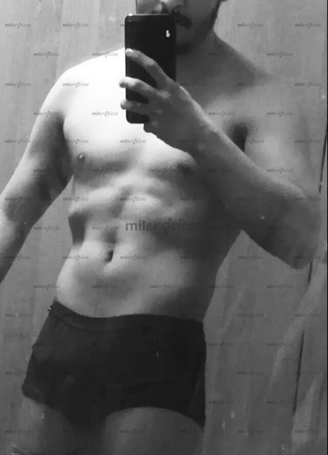 FOTOS DE MASAJISTA PROFESIONAL DISPUESTO A DARTE EL MEJOR RATO