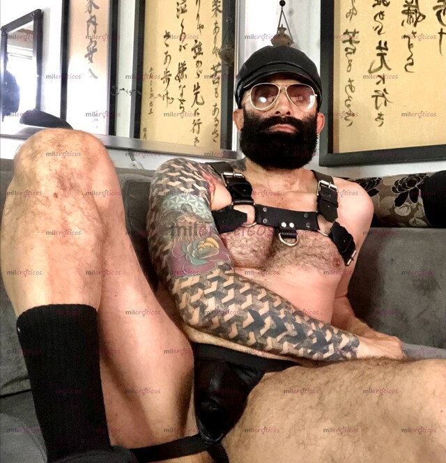 FOTOS DE MADURO GYM BARBUDO TATUADO VELLUDO MORBOSO SIEMPRE DISPONIBLE