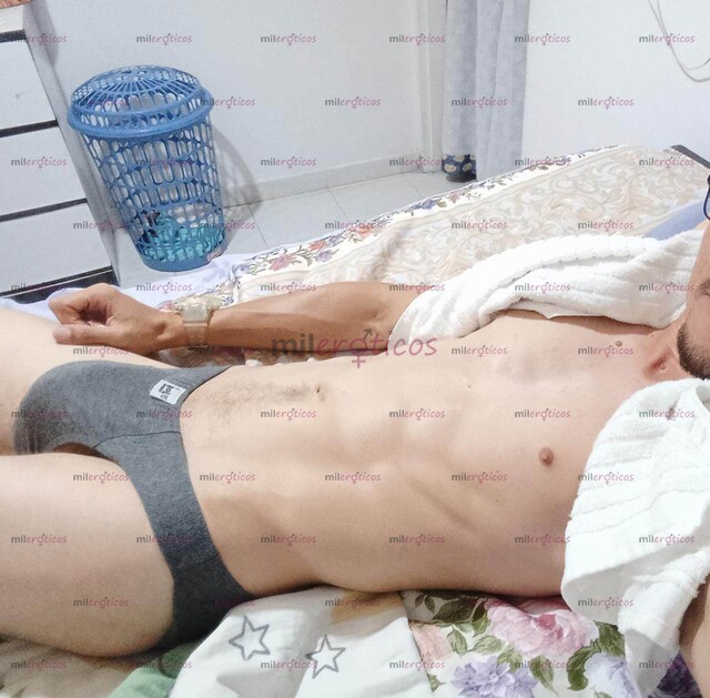 FOTOS DE SOY BRUNO PLACER SCORT HOMBRE SERIO CON 24 CM DE PLACER PARA TI..