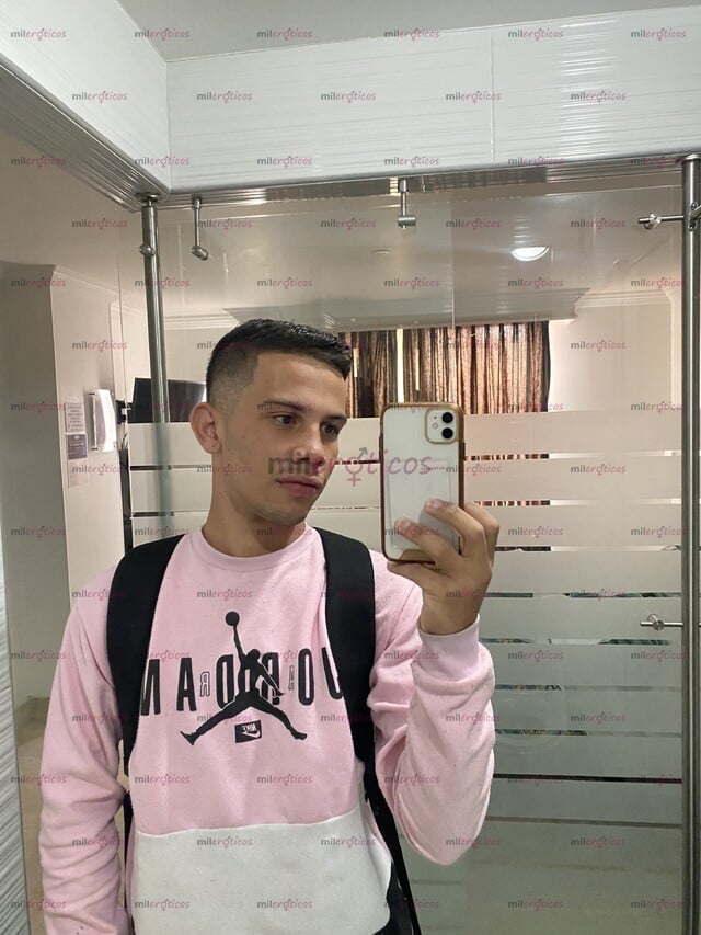 FOTOS DE JOVEN DELGADO 18 AÑOS CON GANAS DE PASARLA RICO NO DUDES EN CONTACTARME