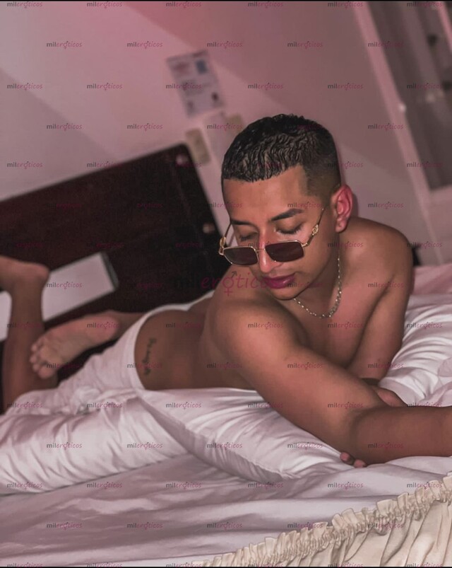 FOTOS DE JUAN ESTEBAN VERSÁTIL DISPONIBLE EN TU CIUDAD