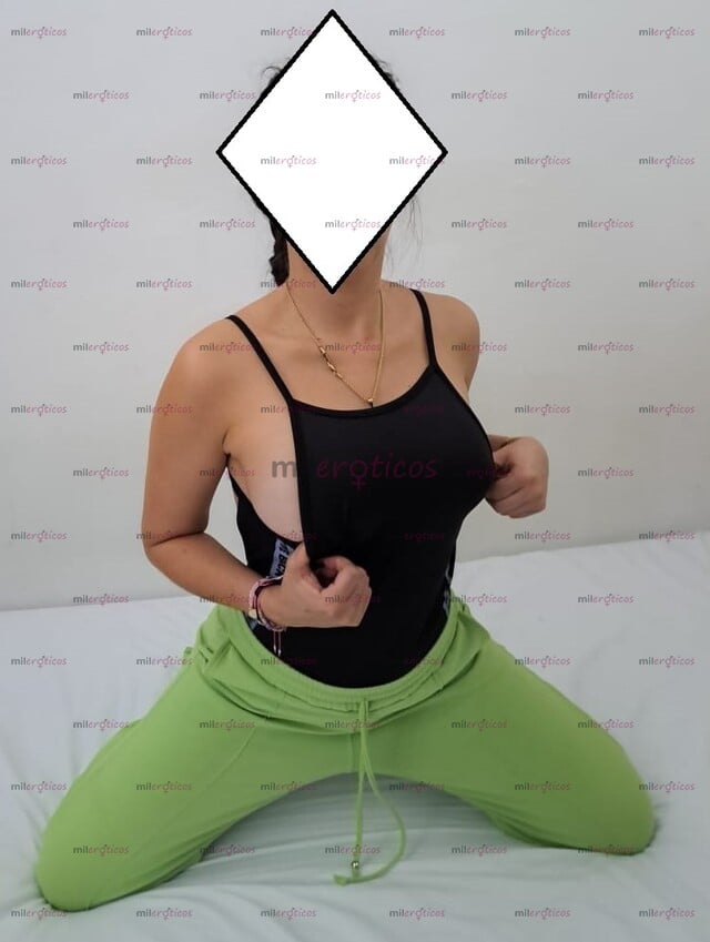 FOTOS DE EVA CON BAGINA MUY GRANDE, ME METO HASTA LOS 5 DEDOS. SOLO VIRTUAL