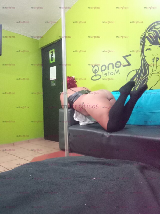 FOTOS DE SOY ALTA CADERONA NALGONA INSACIABLE ME GUSTA COMPLACER A MI MACHO DAME LECHE