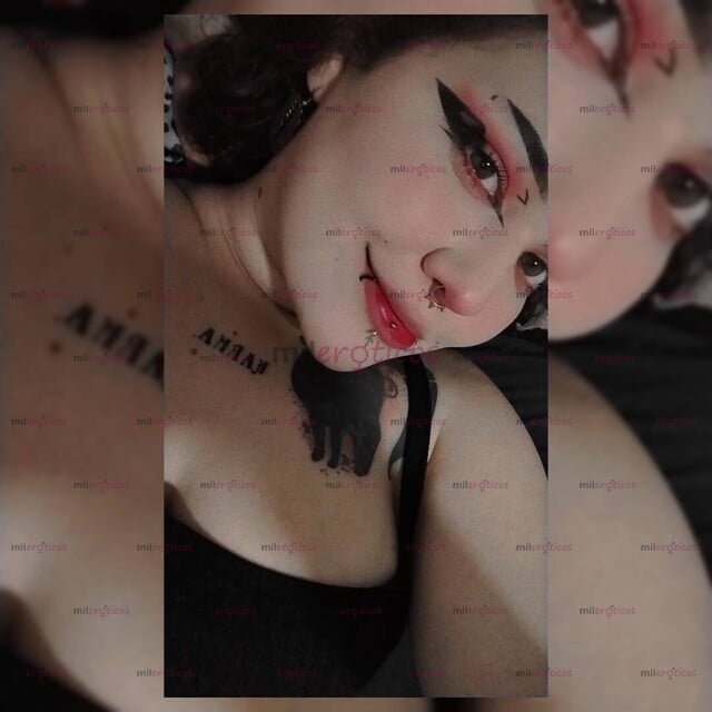 FOTOS DE CHICA SEXY Y AMIGA Y AMANTE Y GRUESA CON PERFORACIÓNES