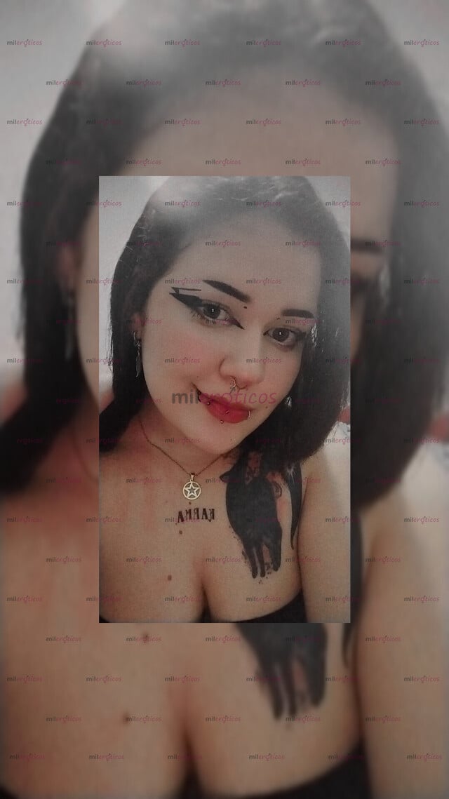 FOTOS DE CHICA SEXY Y AMIGA Y AMANTE Y GRUESA CON PERFORACIÓNES