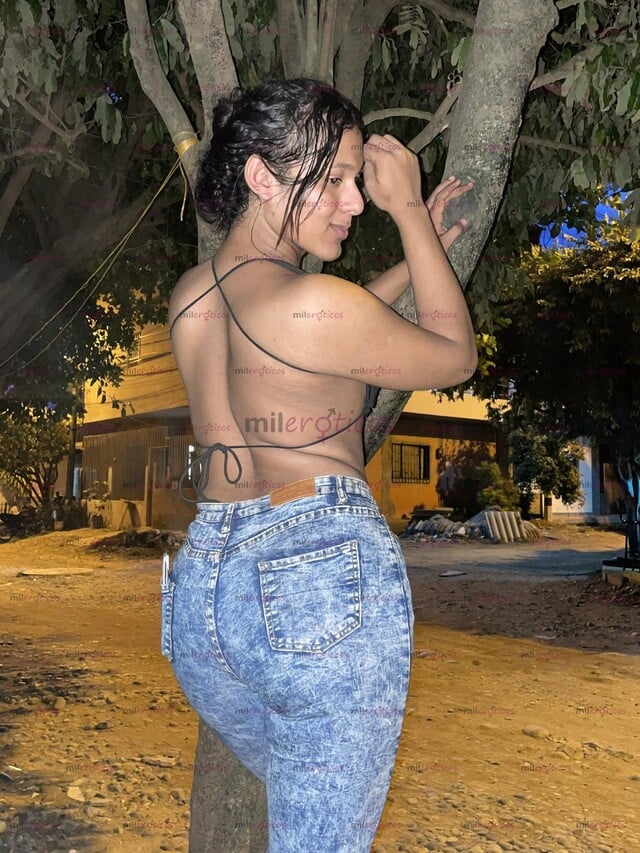 FOTOS DE HOLA ME LLAMO LILI SOY UNA LINDA CHICA DISPUESTA A PASARLA BIEN SOY DIVERTIDA Y