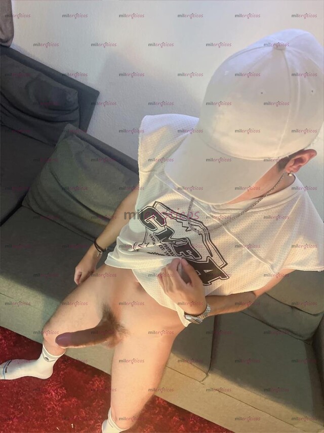 FOTOS DE TWINK ACTIVO NUEVO EN EL AMBIENTE COMPLACIENTE Y MUY CALIENTE PARA TI