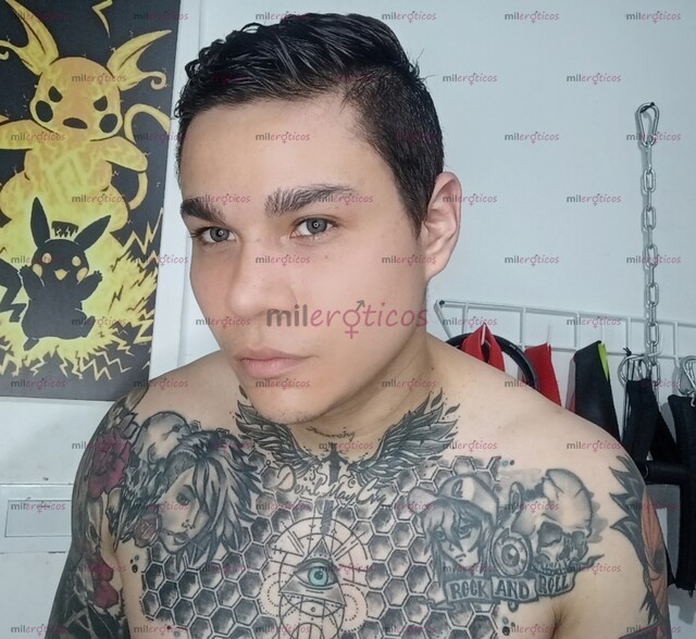 FOTOS DE NICO MASAJISTA TATUADO CON RICAS MANOS LISTAS PARA COMPLACERTE