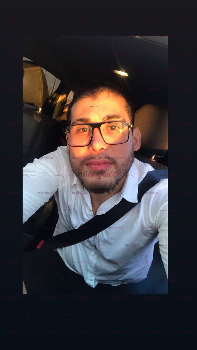 FOTOS DE CUENTO CON LUGAR MASAJE EROTICO HOMBRE A HOMBRE .
