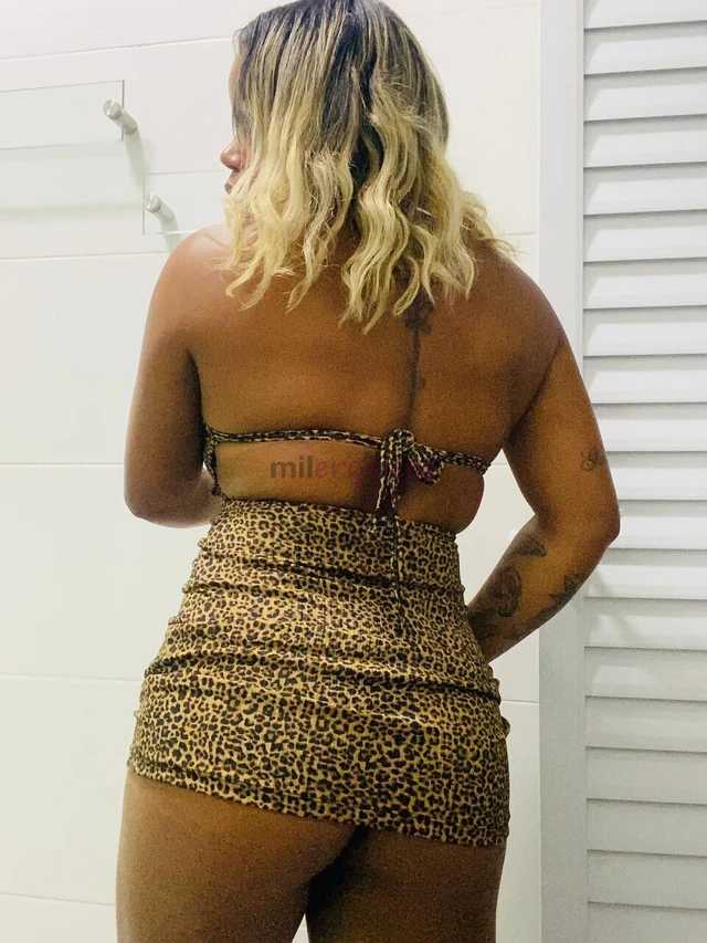 Atendimento para homens mulheres e casais realizo seu fetiche gemo gostoso pra vc nas chamadas morena da pepeca rosada vem comigo se satisfazer gostos...