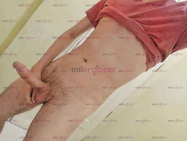 FOTOS DE PITUDO SABROSO EN TU CIUDAD , LISTO PARA COJERTE O SER COJIDO POR SI PAPI