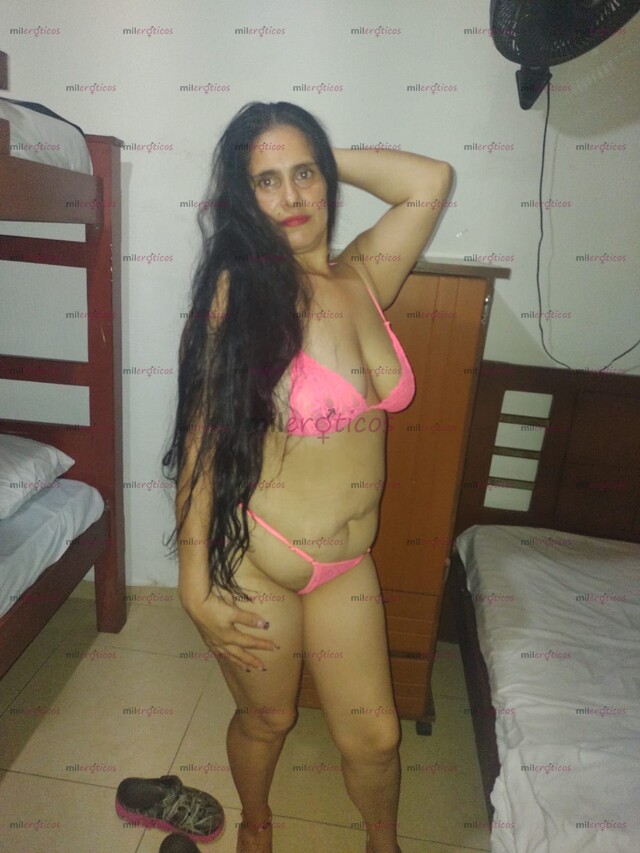 FOTOS DE DELICIOSA CHICA DE CARTAGO CON SENOS GRANDES Y MUY RICOS
