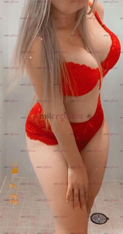 FOTOS DE ARACELY A MI ME GUSTA COGERMELOS Y ESPRIMIRLOS.