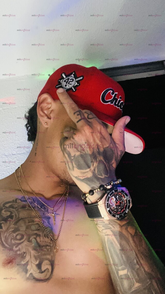 FOTOS DE JOVEN LECHERO APASIONADO POR LO QUE HACE