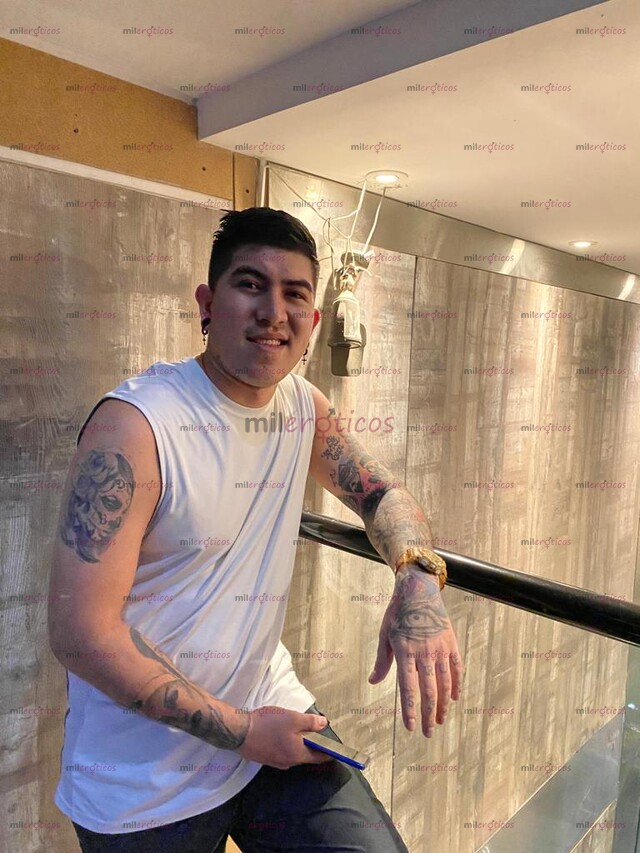 FOTOS DE EL INVITADO PERFECTO PARA TU FANTASÍA EN PAREJA