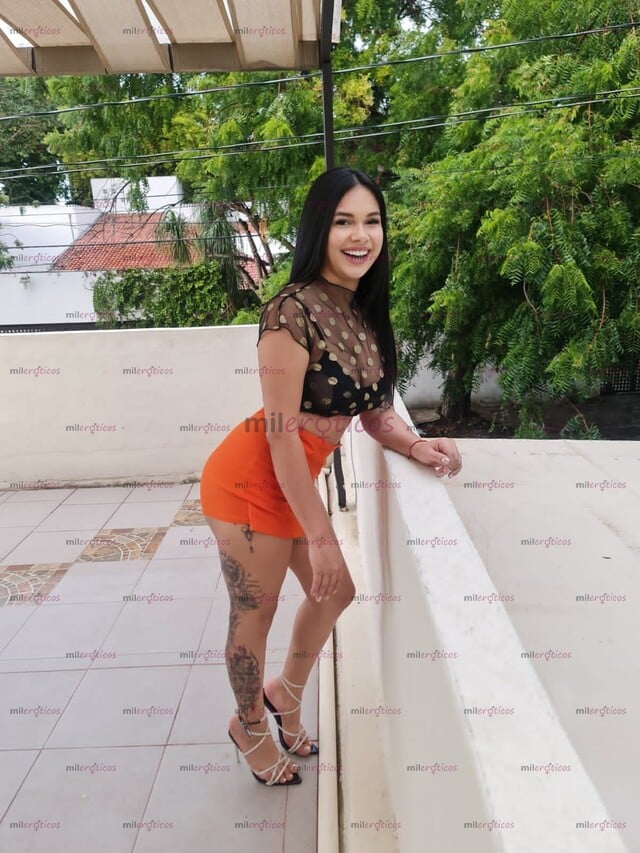 FOTOS DE AMOR SOY VIOLETA LINDA VENEZOLANA DE 21 AÑOS ESTUDIANTE PRIMERA VEZ EN CANCUN.