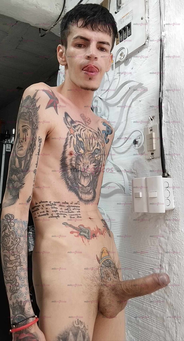 FOTOS DE FLACO ACTIVO MORBOSO TATUADO BLANCO VENDO VIDEITOS CASEROS Y HAGO VIDEO LLAMAD