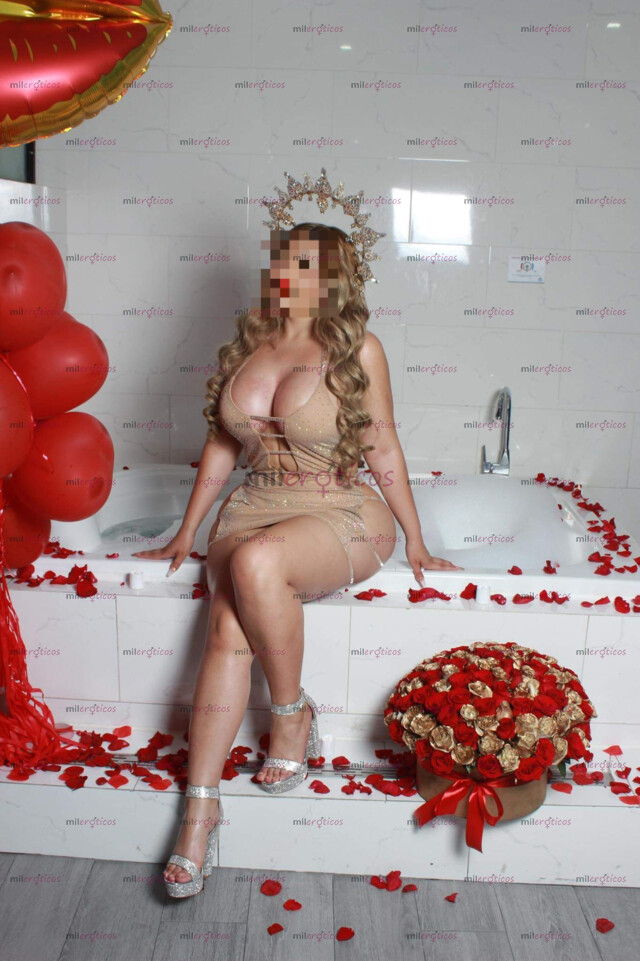 FOTOS DE QUÉ ESPERAS, ESTOY DIVINA, RICO BOMBONCITO.