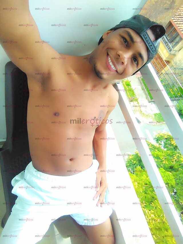 FOTOS DE NEGRO CON 23 DE VERGA DISPONIBLE A DARTE TODO EL PLACER QUE DESEAS F